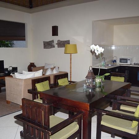 D'Alang Alang Villas Seminyak Exterior foto