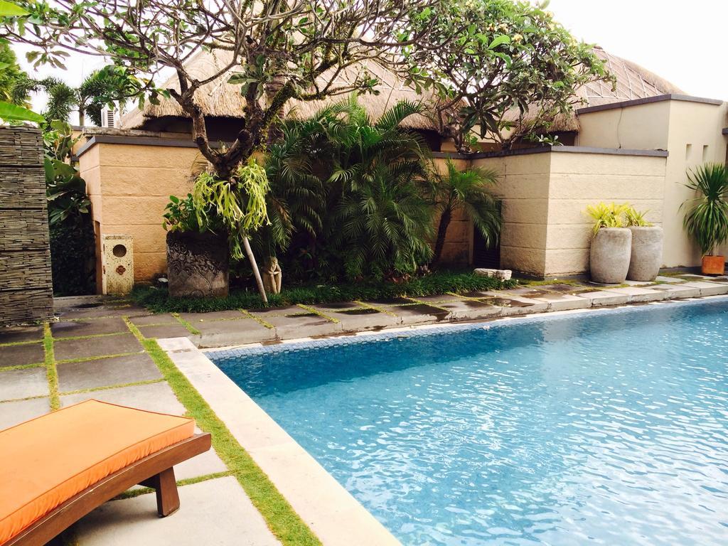 D'Alang Alang Villas Seminyak Exterior foto