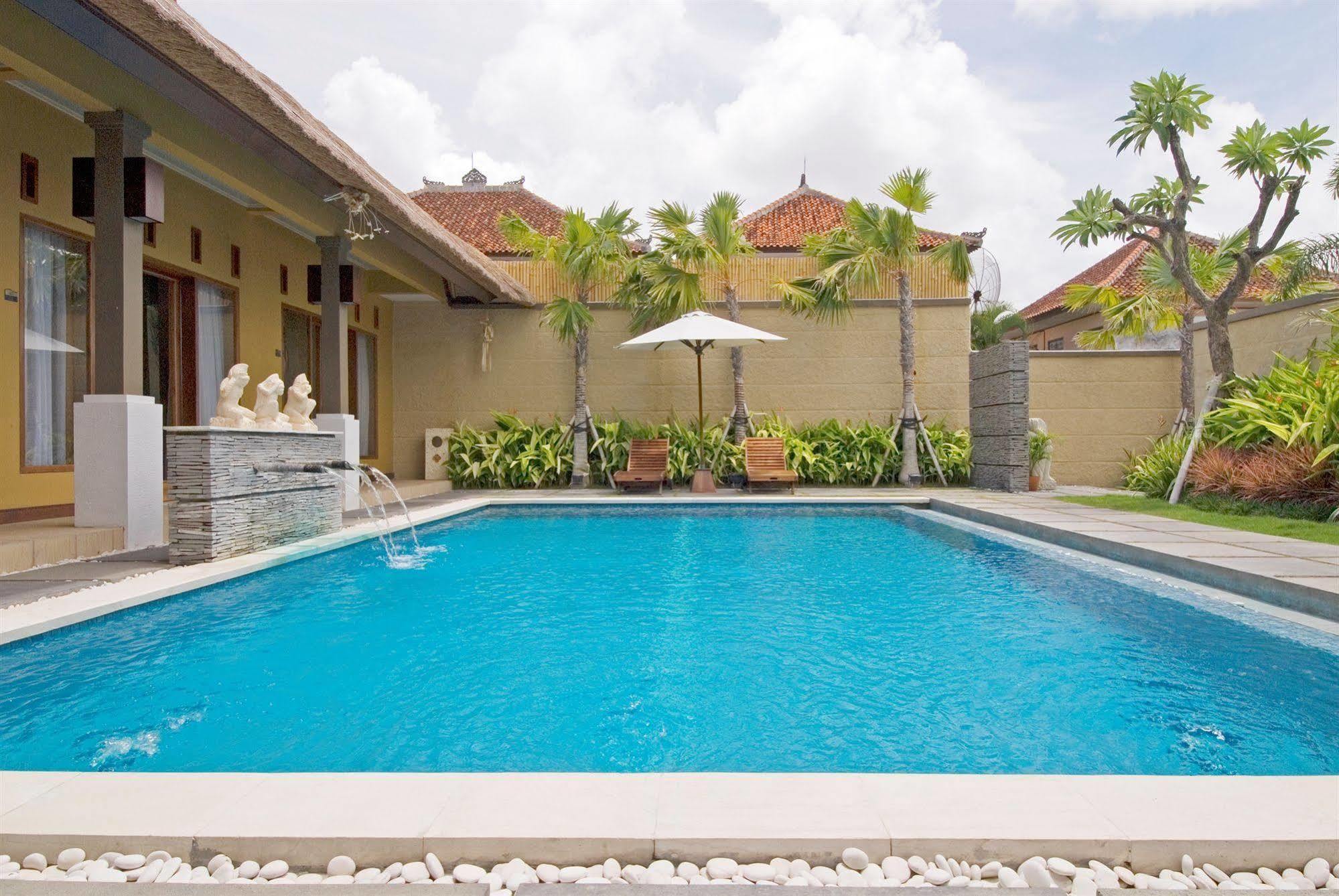 D'Alang Alang Villas Seminyak Exterior foto
